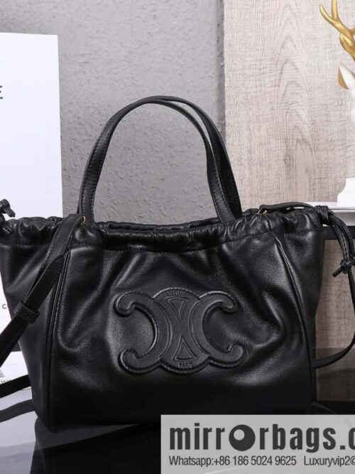 IMG_5886-800x800rstw0lhxnvs56414_20250719000508.jpg [Premium quality, all-steel hardware 】𝗖𝗘𝗟𝗜𝗡𝗘 new full leather drawstring bag small model: 111013