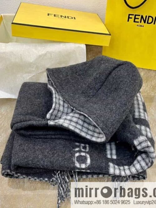 IMG_6017-800x800vjvfl0owvuc83527_20250701204310.jpg Fendi cream wool and cashmere cape FXX722AHR1F0QF7