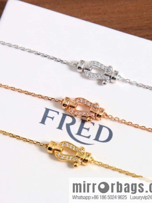 IMG_6188-800x800fzetqvo53tn144367_20250705043740.jpg ☀️Fred Fred full diamond horseshoe bracelet ☀️
