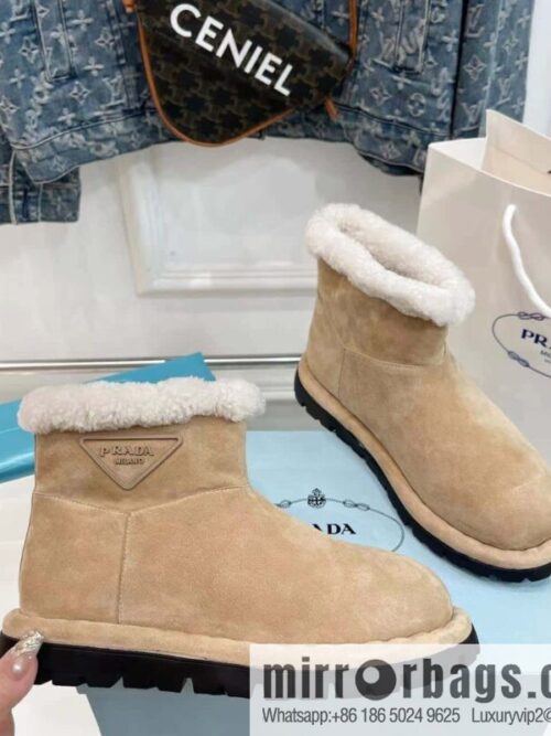 IMG_6255-800x800ndotd1p4i3c143146_20250705035943.jpg 🐰🐰Prada King Fried, Snow Boots, Ski Boots Prada Limited Collection