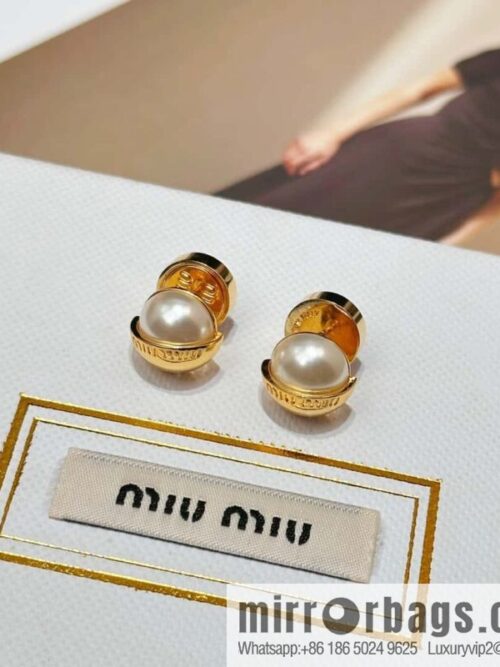 IMG_6505-800x800s0bymyde5y5119536_20250702144206.jpg ❗️New ❗️ Miu Miu Miu Pearl Glossy Earrings