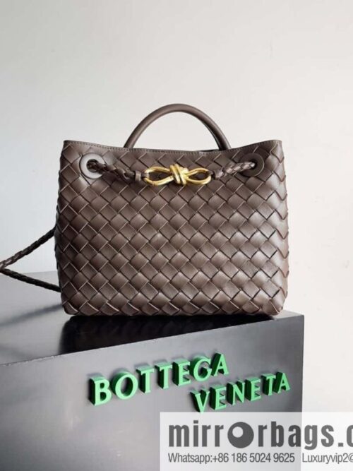 IMG_6610-800x800ynwuthjrzvh36955_20250716042852.jpg BV Bottega Veneta2023 New Andiamo Small, Model Number: 743568 Candy Brown