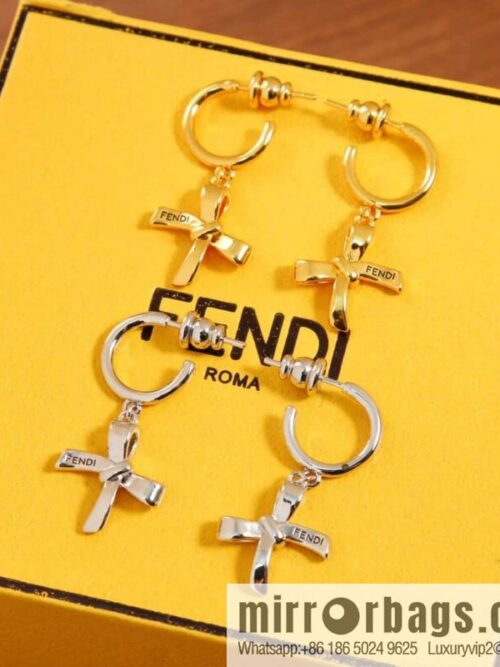 IMG_6781-800x800ffrabqzshu5135974_20250704222239.jpg ☀New Fendi Fendi bow stud earrings ☀