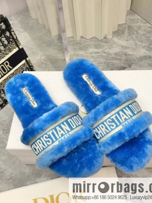 IMG_6894-800x8004txjcy3opuw142685_20250705034032.jpg 🐰🐰New color 2023-CD wool mop embroidered slippers series