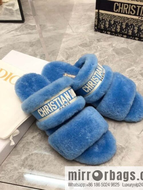 IMG_6936-800x800iofw1lnnrzi142639_20250705033858.jpg 🐰🐰2023-Dior/Dior, white embroidered striped logo velvet one-word flat slippers autumn and winter new wool slippers