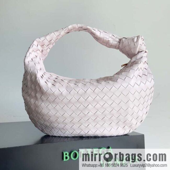 Bottega Veneta Jodie Bag Model #600261L