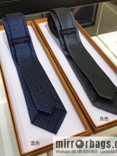 IMG_7004-800x800yxq13bccmxm102468_20250702051134.jpg LV Louis Vuitton 100% top jacquard silk L-pattern tie