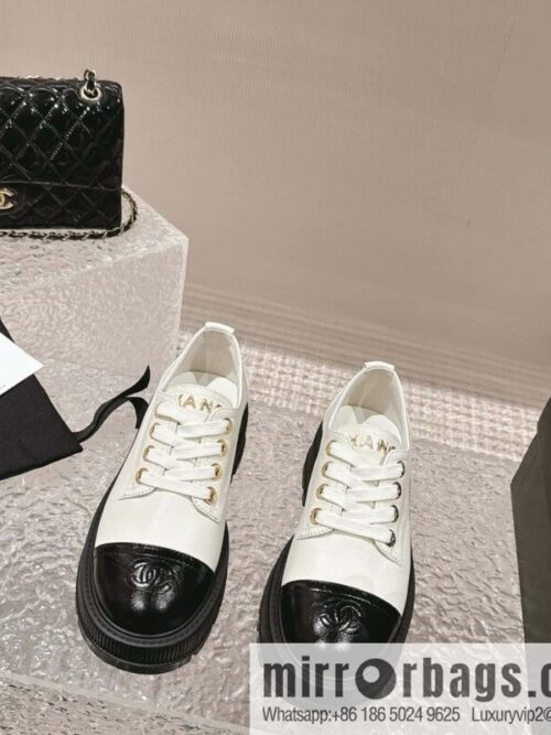 🐰🐰𝐂𝐡*𝐧𝐞𝐥 23 popular [genuine grade] version of the coolest short boots, locomotive boots, loafers