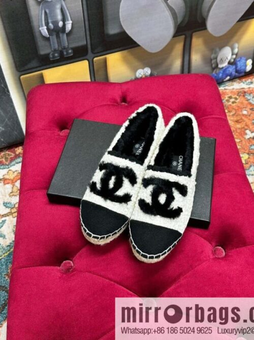 IMG_7087-800x800xqw5iiqacui139272_20250705010955.jpg 🐰🐰CHANEL 2023 autumn and winter new fisherman shoes loafers, top version