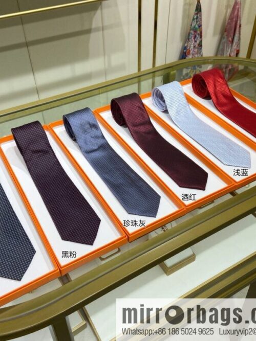 IMG_7103-800x800rrqzddeskqt82334_20250701200518.jpg Hermes 100% Top Twill Silk Small H Letter Tie