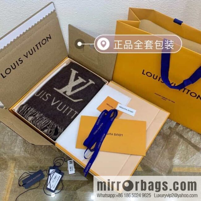 IMG_7119-800x800gonxjoax5w5102414_20250702051026.jpg LV Louis Vuitton fringed trim 100% cashmere Reykjavik scarf M75704 #M75505 #M71040 #M71041 #M76637 #M76067