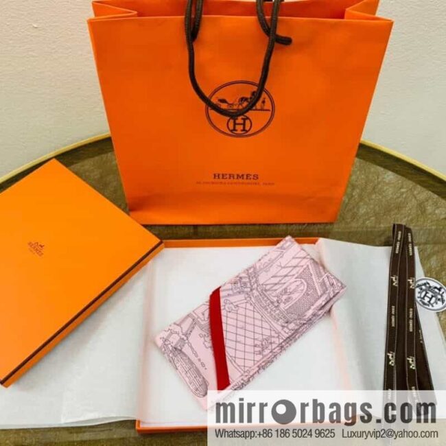 Hermes 21 summer new Maxi Twilly \"Fubao Grand Prix\" 100% silk ribbon