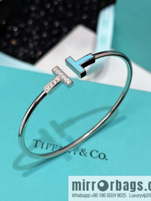 IMG_7239-800x800fr5pshj345h111239_20250702083334.jpg ☀️Turquoise ☀️ Tiffany & co, Classic T Series, Turquoise Silver Double T Bracelet with Diamonds ☀️