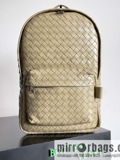 IMG_7432-800x800ax204p240zz52694_20250718231647.jpg Large~ BV new woven backpack model number: 730732 taupe
