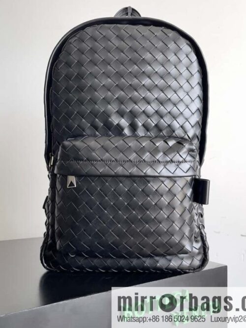 IMG_7441-1-800x800xppe1wy5pvq52683_20250718231640.jpg Large~ BV new woven backpack model number: 730732 black