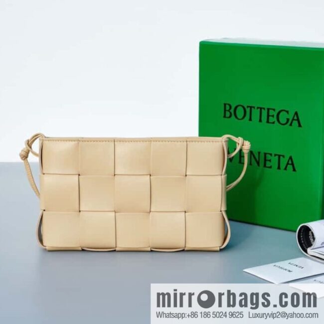 #BV 2023 Cassette Strap Underarm Bag, Model: 730543 Model 80846 Oatmeal