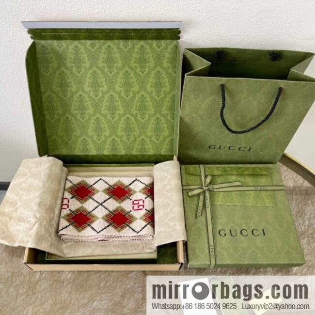 GUCCI Gucci geometric pattern 100% wool children\'s scarf 660631