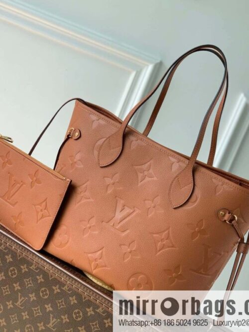 IMG_7923-800x800gfdwlttluzi52383_20250718231336.jpg M45684 Full leather embossed Neverfull medium shopping bag