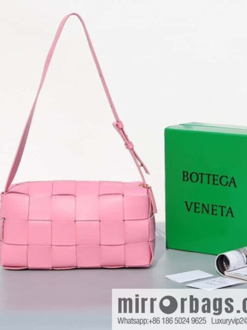 IMG_7955-800x8003iuoqflnyia84139_20250719083207.jpg 2022 autumn and winter latest armpit bag shoulder strap bag BRICK Cassette model number: 729166