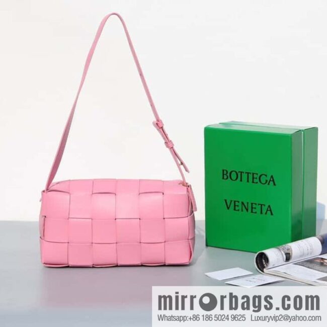 IMG_7955-800x8003iuoqflnyia84139_20250719083207.jpg 2022 autumn and winter latest armpit bag shoulder strap bag BRICK Cassette model number: 729166