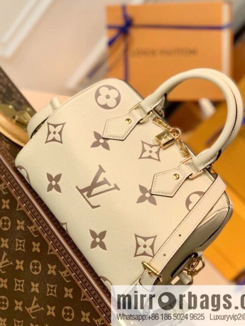 IMG_7966-800x8002up3eovxgim52329_20250718231254.jpg LV M46136 SPEEDY BANDOULIZRE 25 BAG Speedy Bandoulière 25 handbag M58947 white