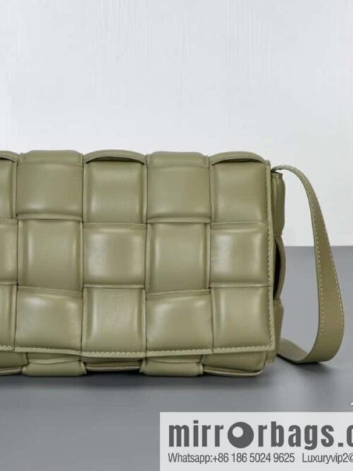 IMG_8055-800x800rwqtm4wi4d184018_20250719083058.jpg Bottega Veneta Padded Cassette Bag Model; 591970 BV Cassette Pillow Bag, Travertine Green