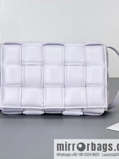 IMG_8064-800x8003yx1bdzlmen84007_20250719083052.jpg Bottega Veneta Padded Cassette Bag Model; 591970 BV Cassette Pillow Bag, Happy Purple