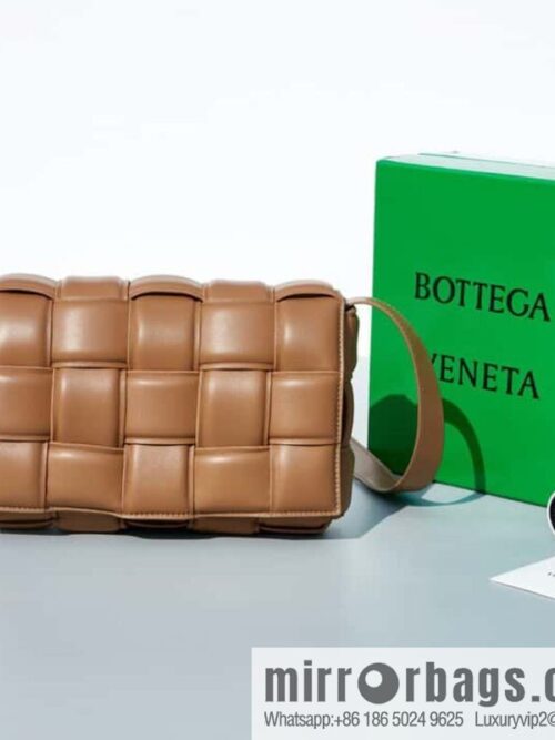 IMG_8208-800x8003ljhxnehvac83831_20250719082909.jpg Bottega Veneta Padded Cassette Bag Model; 591970 BV Cassette Pillow Bag, Caramel