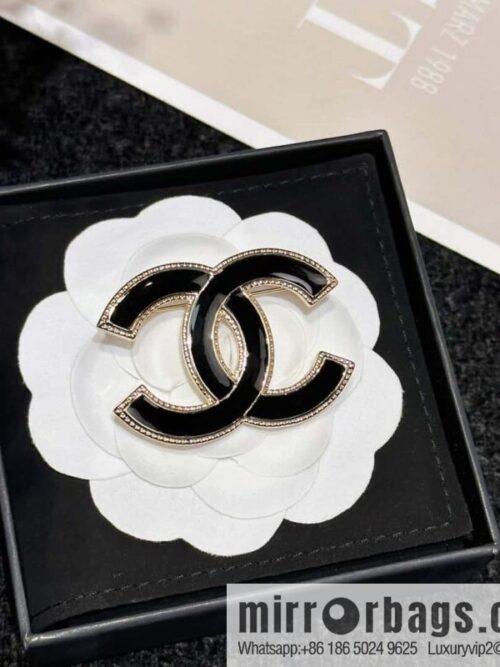 IMG_8310-800x800lcl4zg5apnm101212_20250702043650.jpg ❗️New ❗️ ☀️ New ☑️ Chanel Double C Black Oil Drop Brooch ☀️