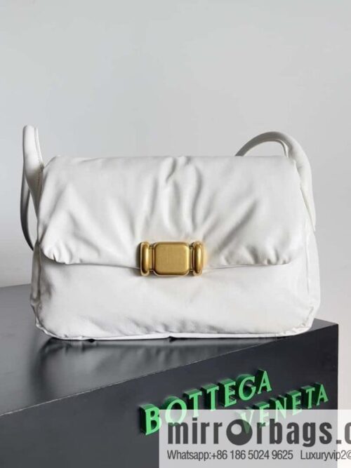 IMG_9212-800x800vwtsmeamxwt75025_20250719070430.jpg BV Pad handsome bag BOTTEGA VENETA bread model number: 717237 white