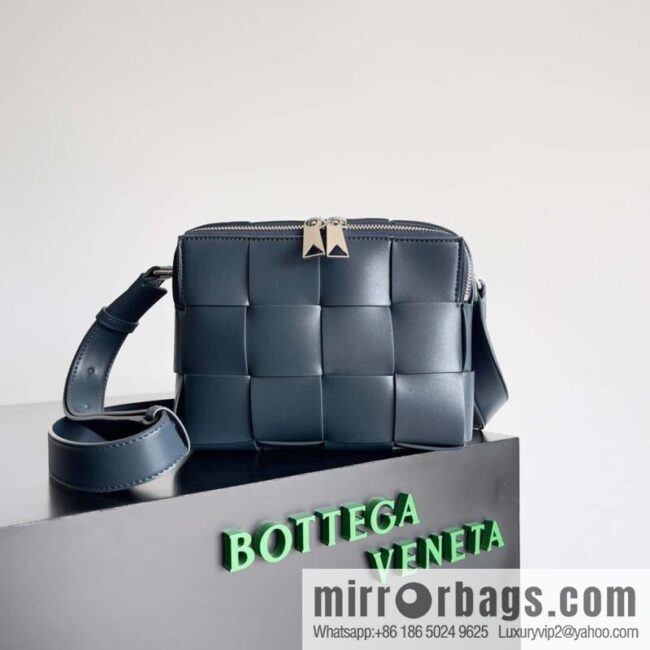 BV Men\'s Camera Bag BV Men\'s 2023 SS Pre Spring New Camera, Model Number: 730027 Dark Blue