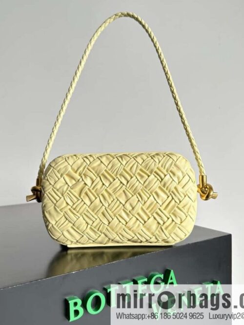 IMG_9303-800x8004msi355s40a74909_20250719070320.jpg Bottega Veneta BV Knot | minaudiere: 717623 Ice Cream Color