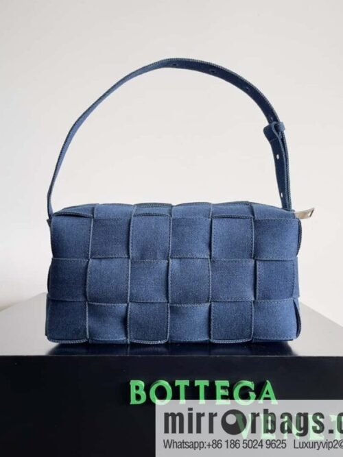 IMG_9551-800x800fa1tvzuph2n73553_20250719064431.jpg BV W04 cassette armpit bag BV early autumn new, woven tannin denim bag, model number: 709628 denim blue