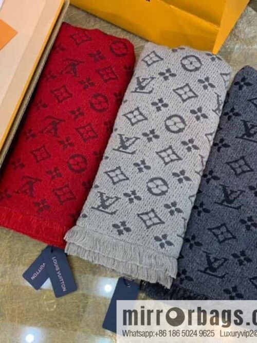 IMG_9555-800x8000i51wi3ghqb113333_20250702114238.jpg LV Louis Vuitton 100% wool men\'s wool scarf m78526
