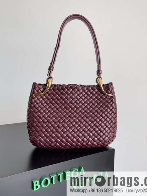 IMG_9623-800x8003gwsxq51wvm73465_20250719064333.jpg BV early spring new Clicker circular arc bag lamb woven leather, model number: 730968 Bordeaux red