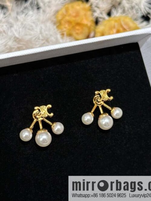 IMG_9656-800x800n1c2zrdn2nn91710_20250702004028.jpg ❗️New ❗️ ☀️ original order ☀️ new ☑️ Celine Celine simple style Arc de Triomphe pearl stud earrings ☀️