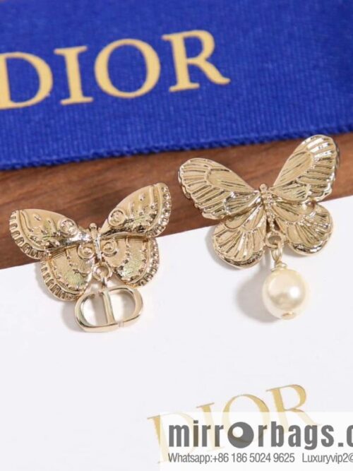 IMG_9810-800x800v5bbc0mucn2135245_20250704215440.jpg New ☑️ Dior golden butterfly pearl CD stud earrings