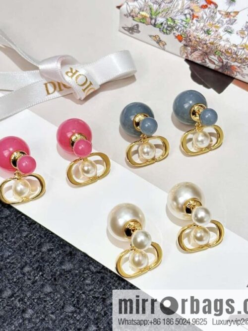 IMG_9841-800x800uvkac1uwc5i91502_20250702003434.jpg New ☑️ DIOR CD candy colored pearl earrings stud earrings