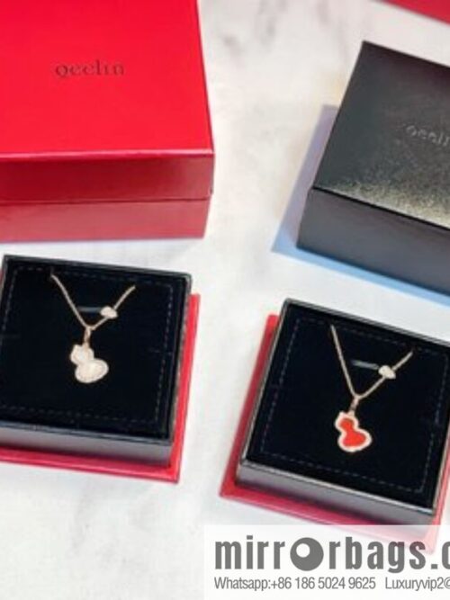 i1622216343_3096_1-800x800aof1mceyofd27117_20250716025740.jpg Qeelin, full diamond double gourd necklace