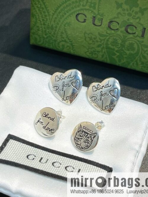 i1624380384_9384_1-800x800yix3etthtzo16156_20250716012029.jpg ☀New Gucci Gucci peach heart cat stud earrings