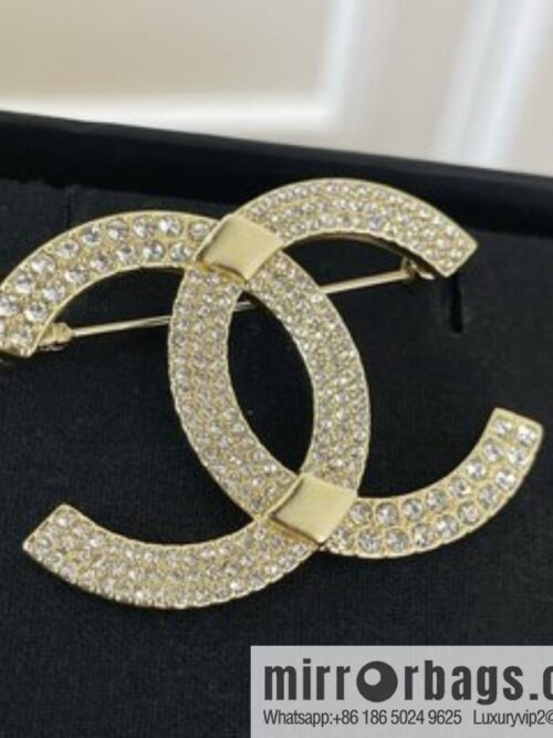 i1636986246_7333_1-800x8001j01upjgpjx15656_20250716011552.jpg New ☑️ Chanel double c full diamond brooch