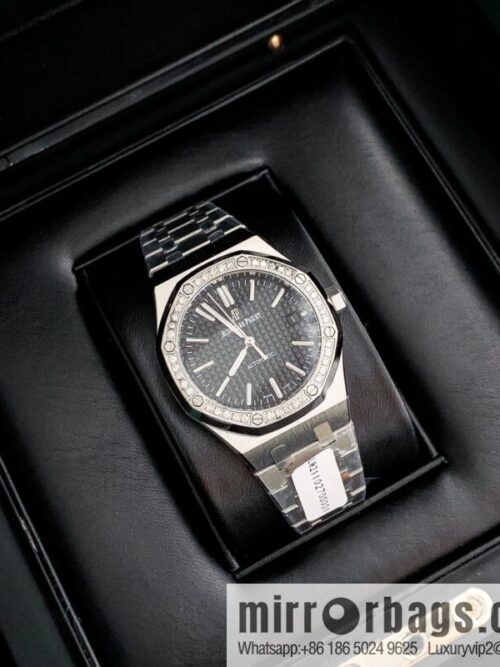 i1637053912_9418_1-800x800frm2mrr1ez588145_20250701230055.jpg Women\'s Audemars Piguet Royal Oak bezel inlaid with 40 pieces with VS1.7 natural real diamond Audemars Piguet CAL.4302 all-in-one watch