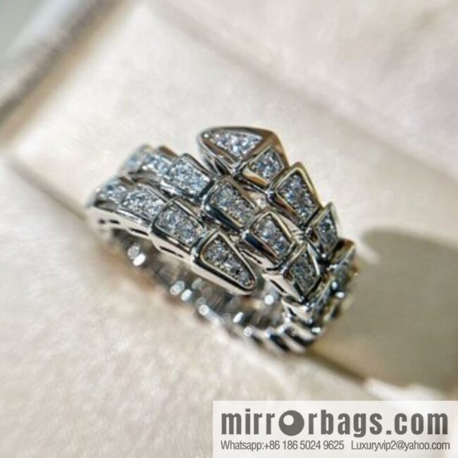 BVLGARI Bulgari full drill snake bone ring