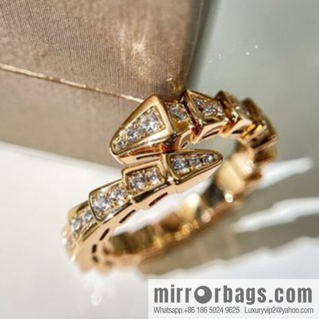 BVLGARI Bulgari full drill snake bone ring