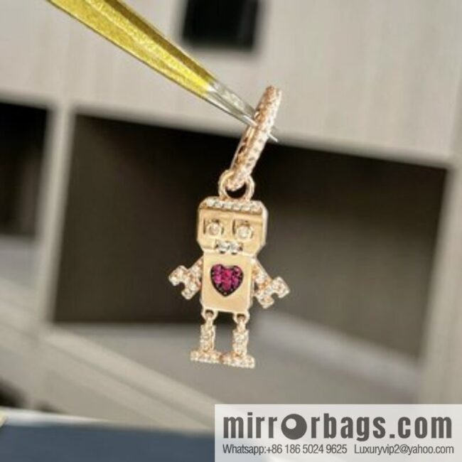 i1646807915_1631_5-800x800zypkc1fabi123573_20250716022720.jpg APM Monaco pink robot necklace stud earrings