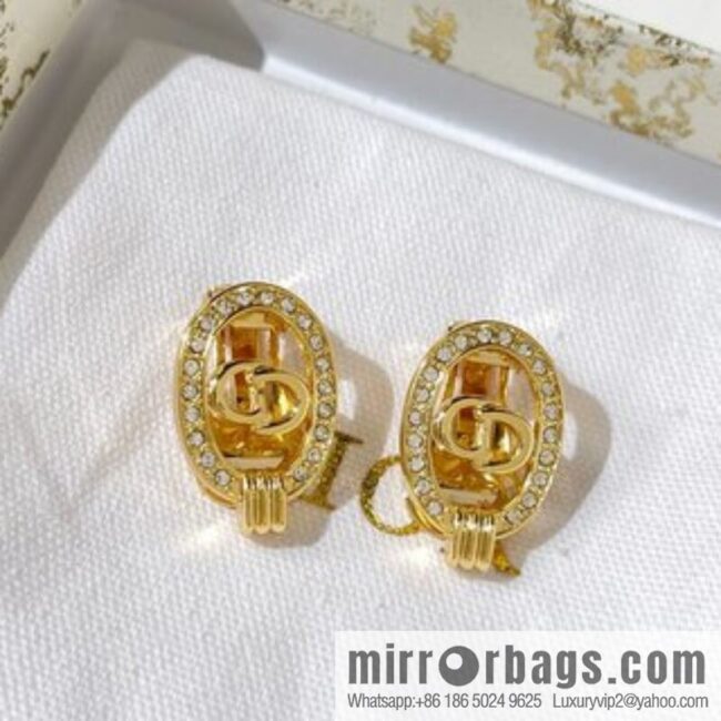 New ☑️ Dior CD earrings