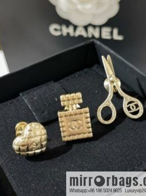 i1647611897_3737_2-800x8003pnmhkocoob4260_20250715233212.jpg New Chanel three-piece set, scissors, perfume bottle, peach heart brooch