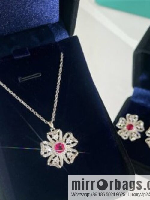 i1648044408_2102_2-800x80005n3435qfit27613_20250716030215.jpg New ☑️ Tiffany & Co. Tiffany & Co. Clover Ruby necklace stud earrings