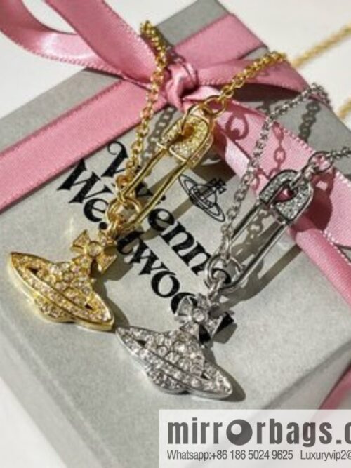 i1648440684_1275_3-800x800aysrxhpcsjp31829_20250716033849.jpg New ☑️ Vivienne Westwood Queen Mother pins full of diamonds Saturn necklace