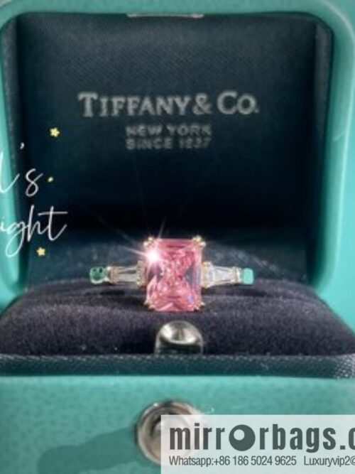 i1648441041_39_3-800x800vyyx0i2qrta31818_20250716033843.jpg New ☑️ TIFFANY & Co. Tiffany & Co. Square pink diamond ring